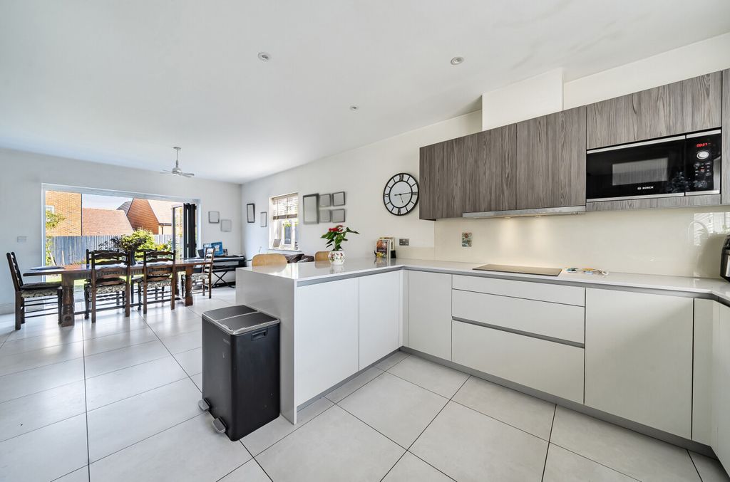 Property photo 3 of 26 1465624-9-6A17301...