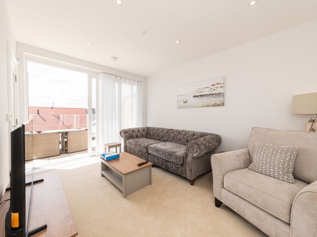 Property photo 1 of 33