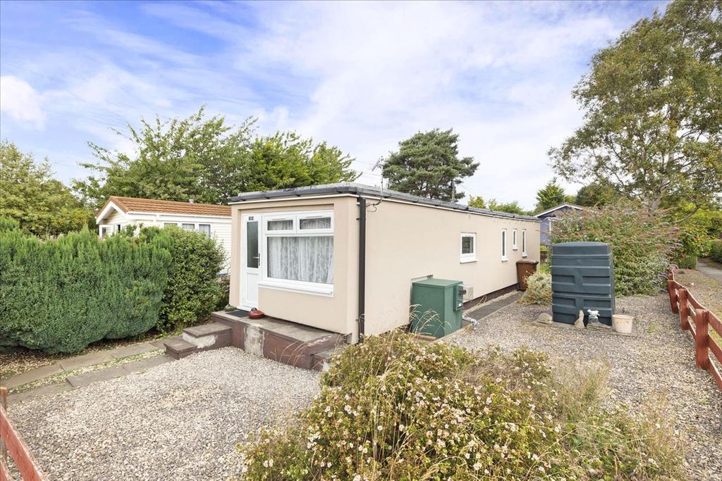 Property photo 1 of 23