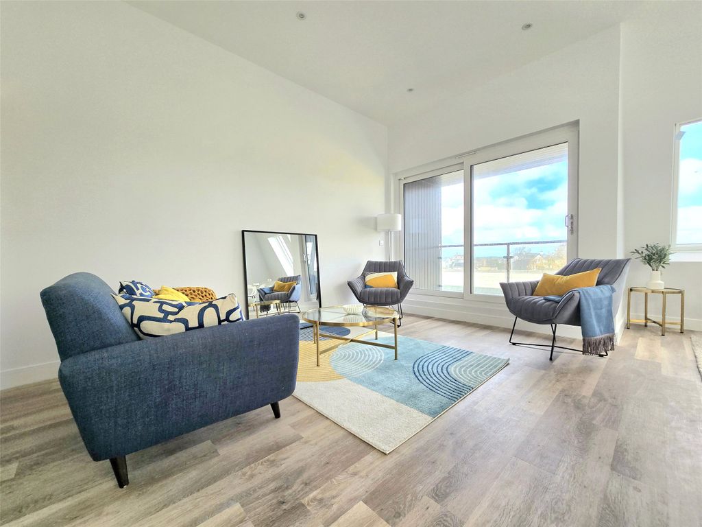 Property photo 3 of 10 Picture No. 19