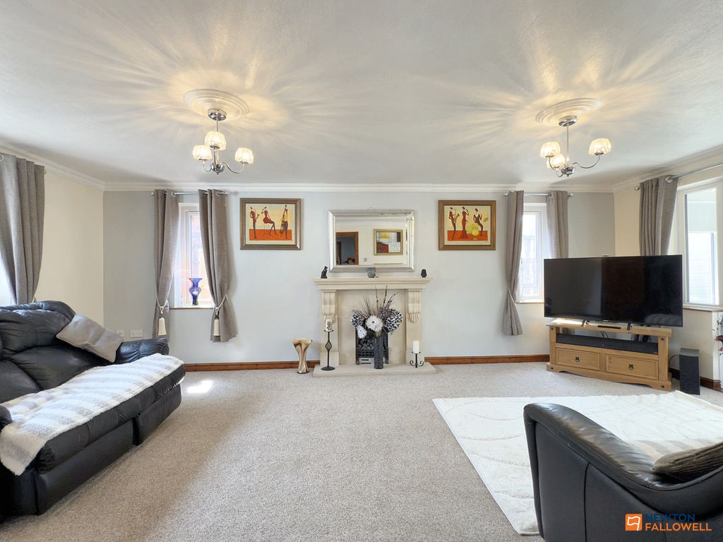 Property photo 3 of 51
