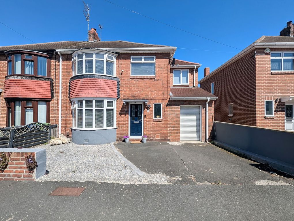 Property photo 1 of 33
