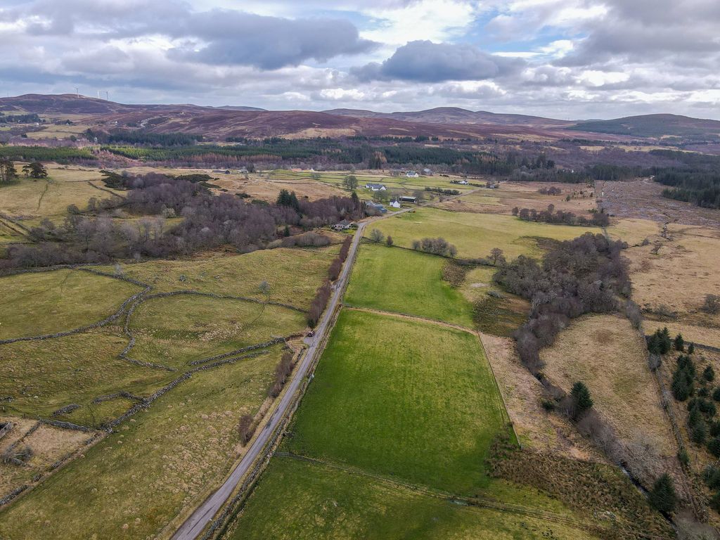 Property photo 3 of 7