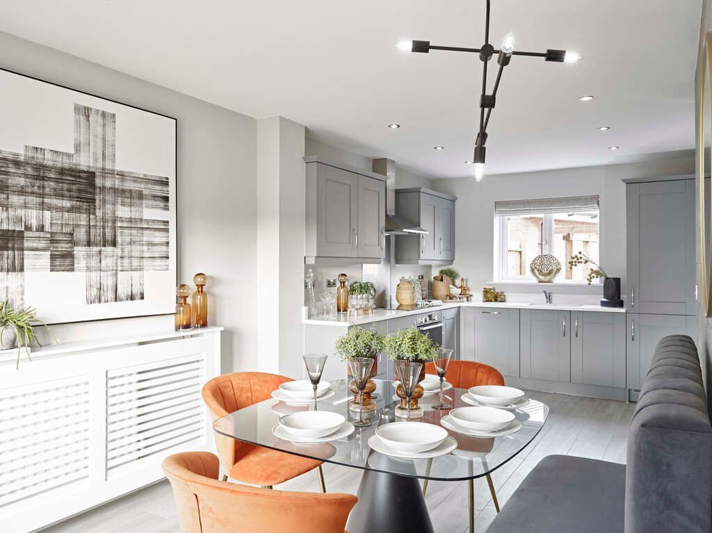 Property photo 3 of 11 Bovis Edwalton Lutyens77484