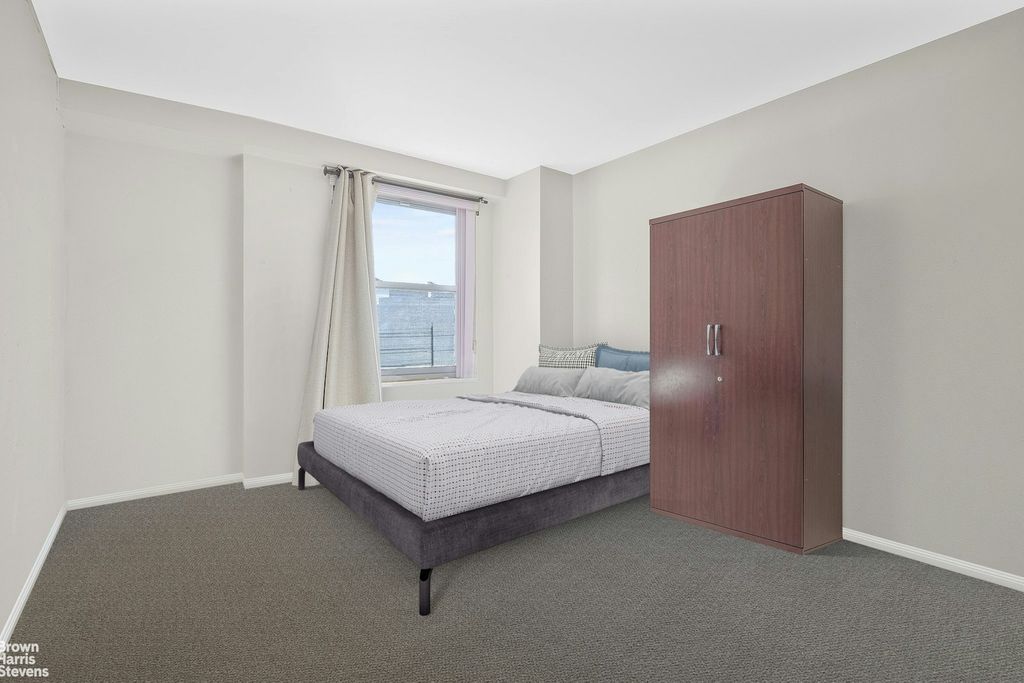 Property photo 3 of 10 <Alttext/>
