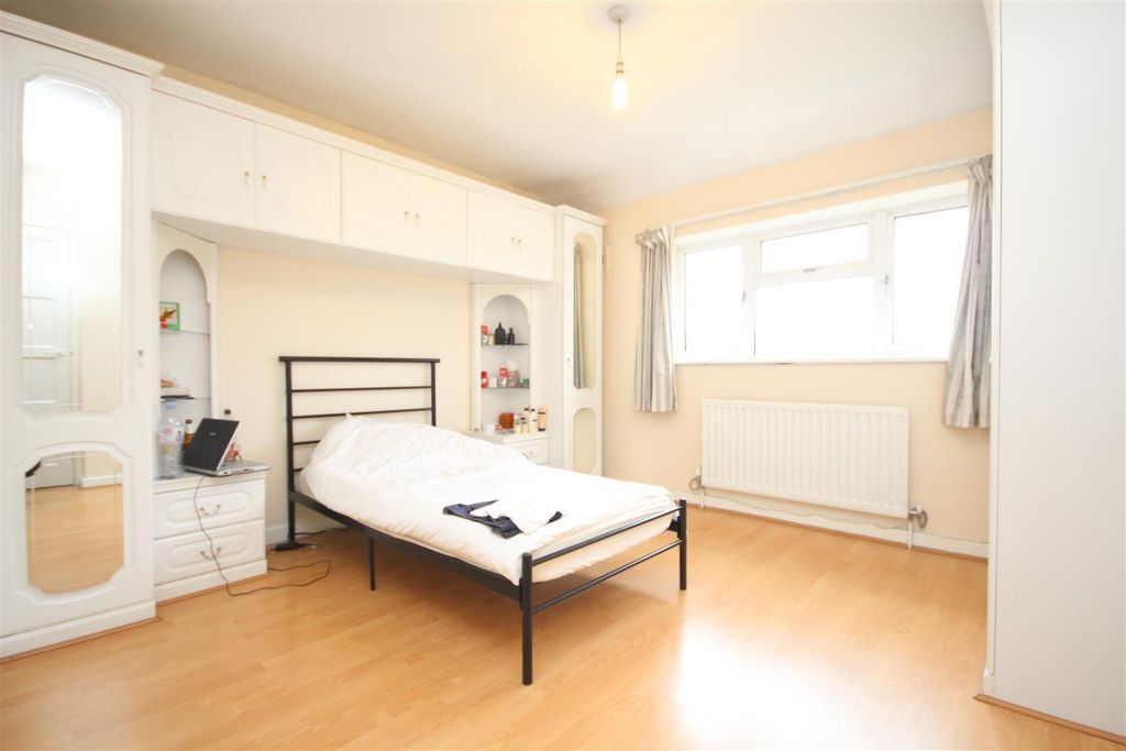 Property photo 3 of 8 Img_0347.Jpg