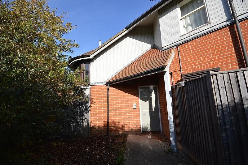 Property photo 1 of 5 Exterior