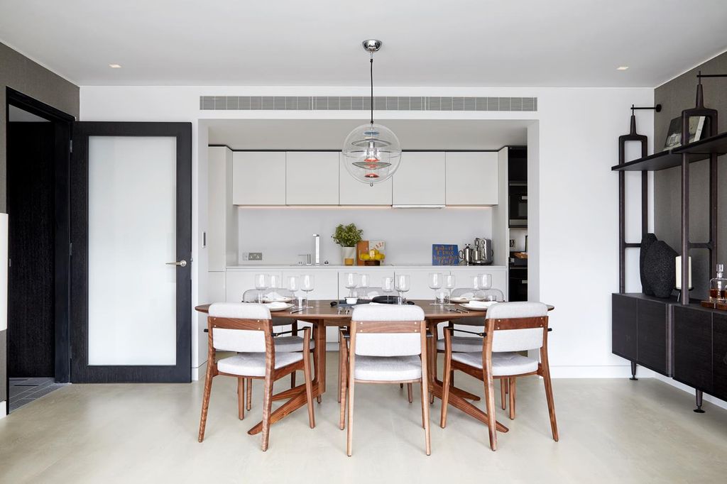 Property photo 3 of 21 Image