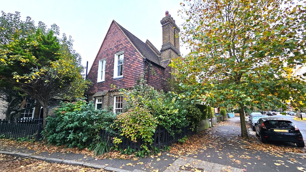 Property photo 1 of 11