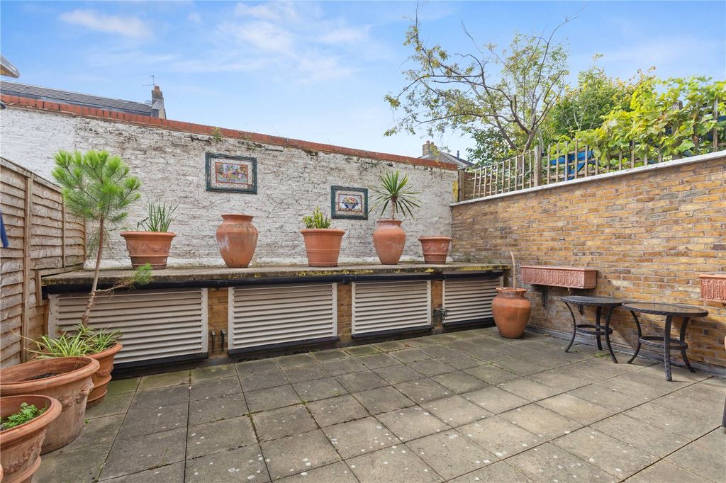 Property photo 3 of 12 Picture No. 19