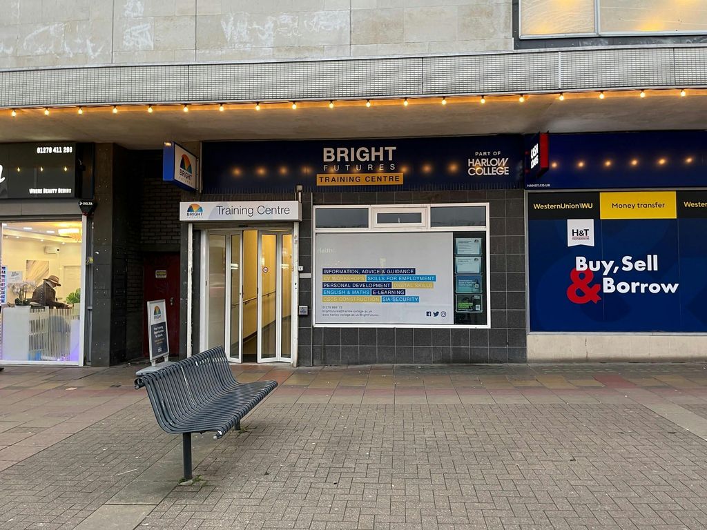 Property photo 1 of 11 2A East Walk.Jpg