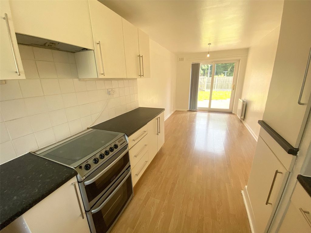 Property photo 2 of 17 Picture No. 09