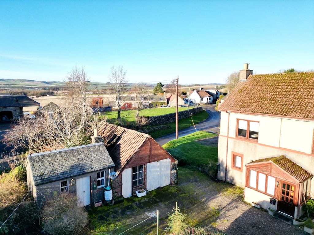 Property photo 3 of 16