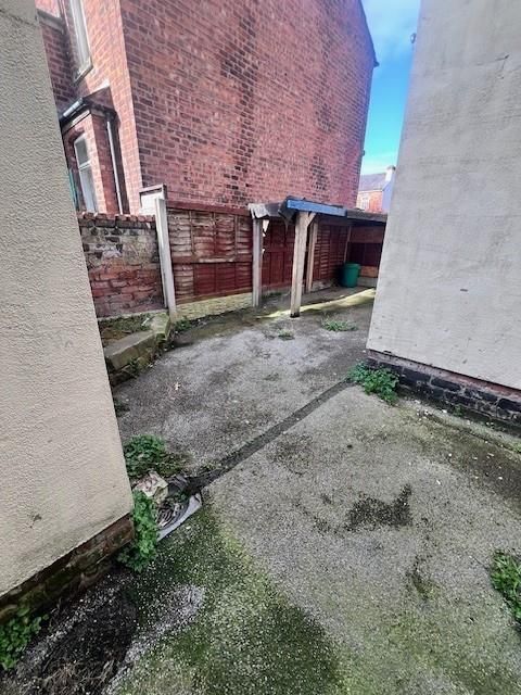 Property photo 3 of 7 Garden