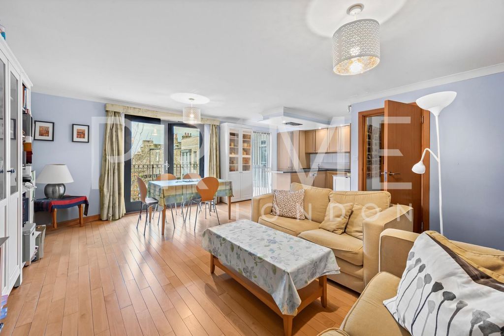 Property photo 3 of 8 Balcony1 (10)Lp.Jpg