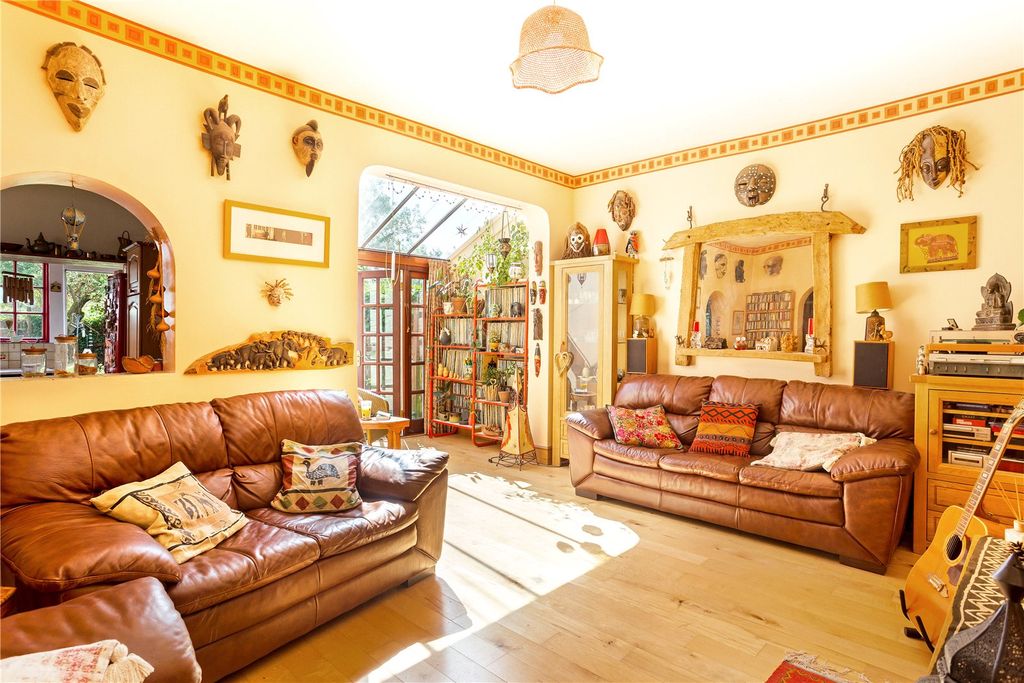 Property photo 2 of 12 Picture No. 07