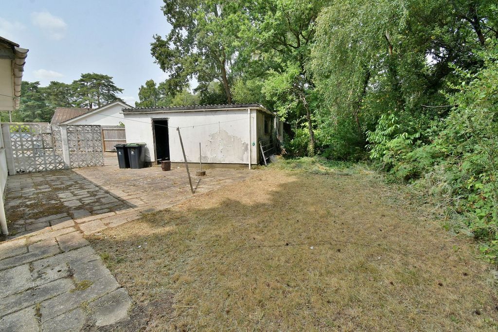 Property photo 3 of 14