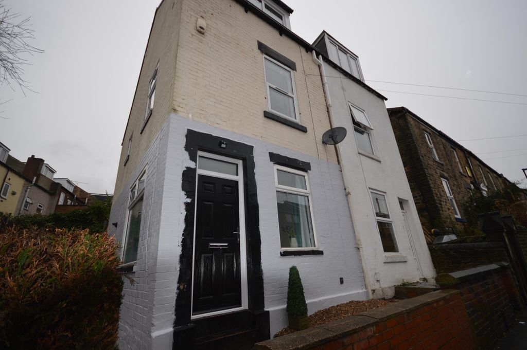 Property photo 1 of 9 0 General