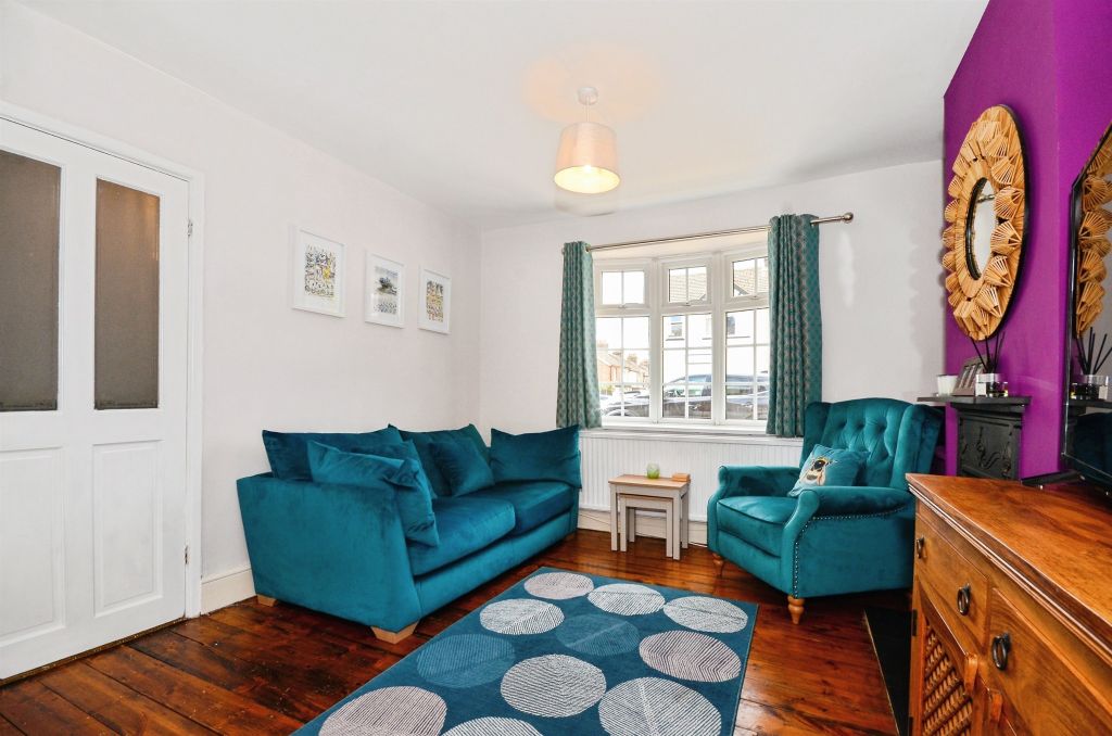 Property photo 2 of 17