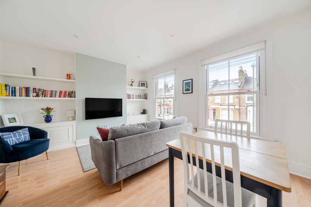 Property photo 1 of 11 1436128-12-69d8E1...