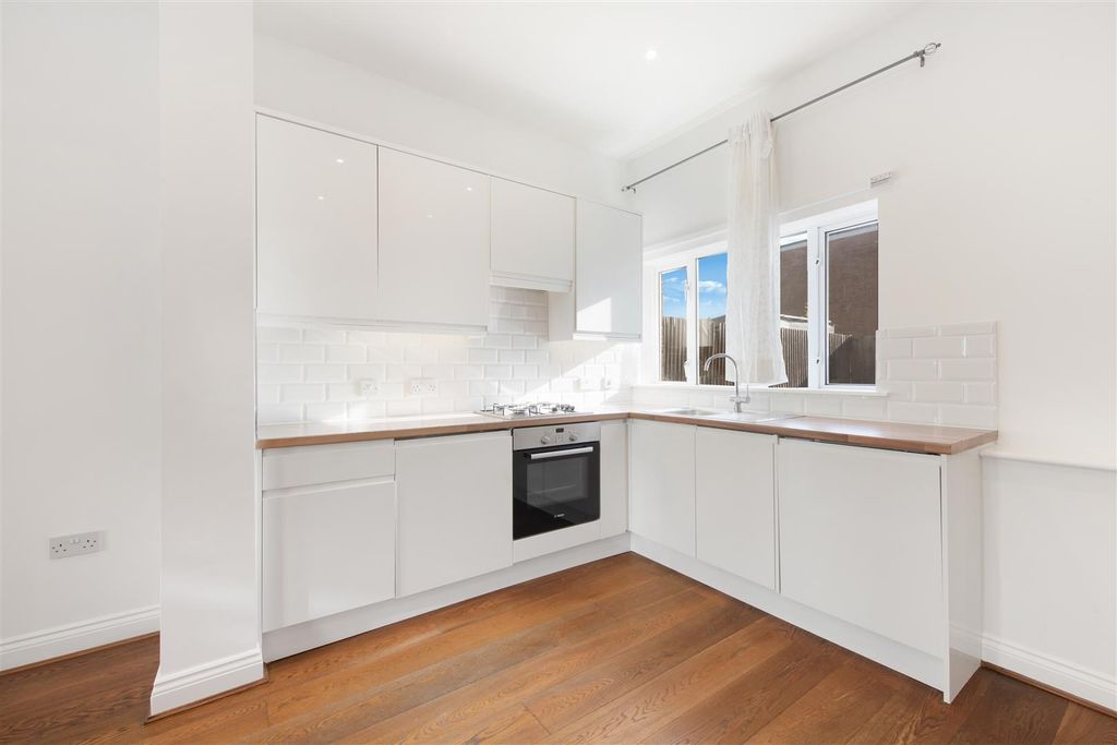 Property photo 2 of 11 1C St. Marys Road - 5Hzqoxvtj56Gms7Ohzzw.Jpg