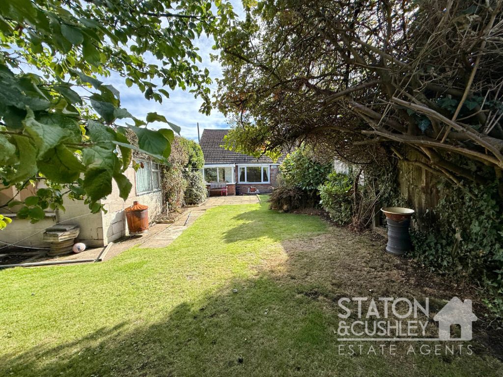 Property photo 2 of 27