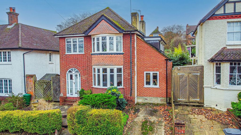 Property photo 1 of 20