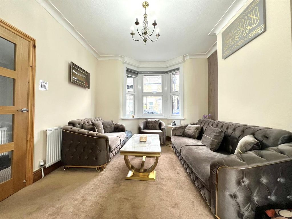 Property photo 3 of 23 Whatsapp Image 2026-03-28 At 15.51.46 (1).Jpeg