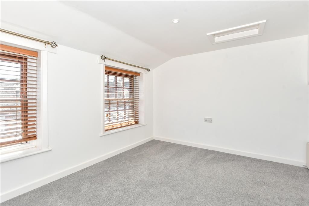 Property photo 1 of 7 Bedroom 2