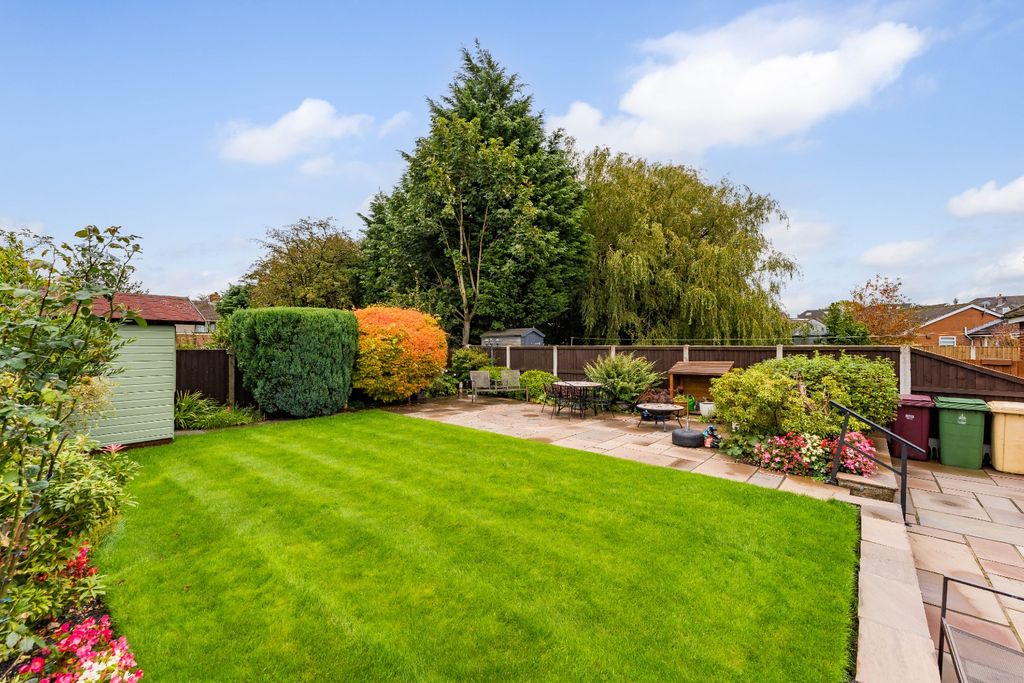 Property photo 2 of 30 4486944