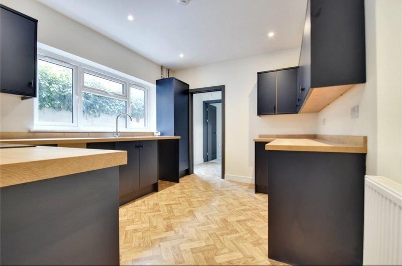 Property photo 2 of 7 Image