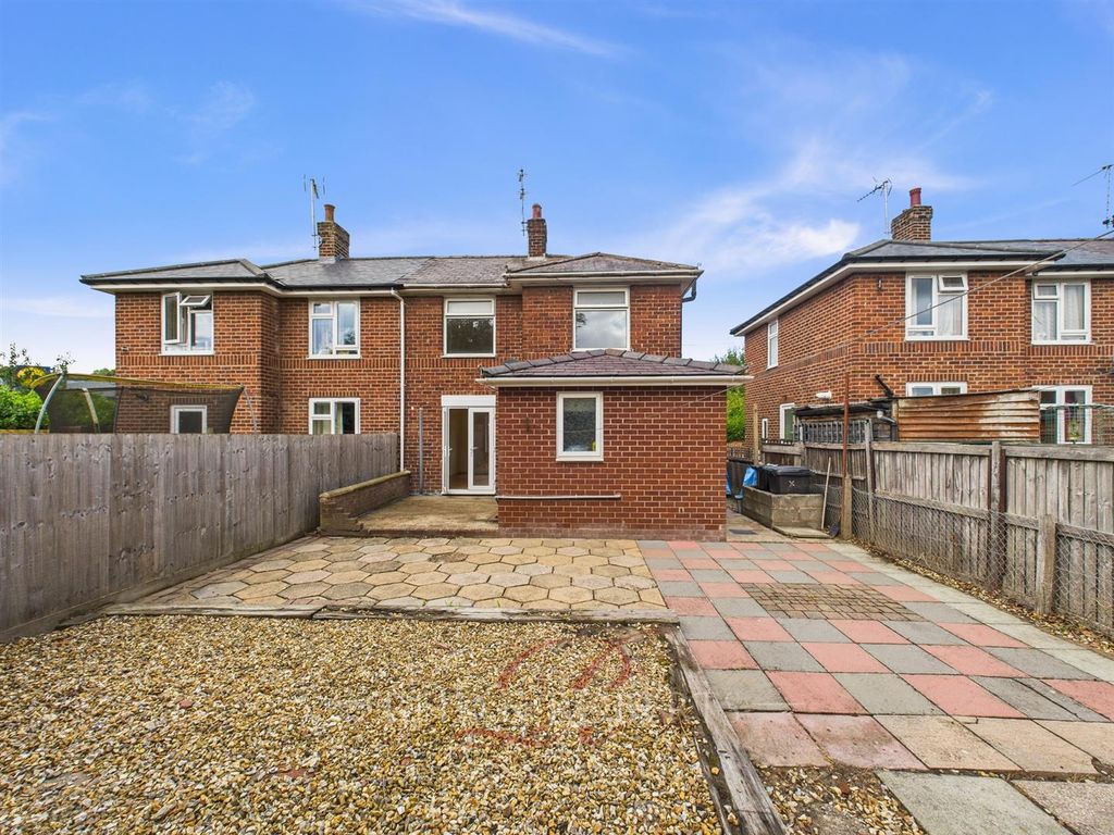 Property photo 1 of 17 Cam05148G0-Pr0064-Still020.Jpg