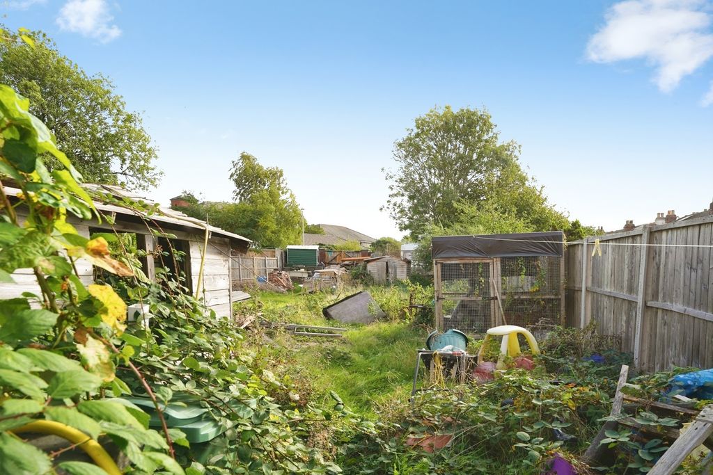 Property photo 2 of 13 Pbox-Img.Jpg