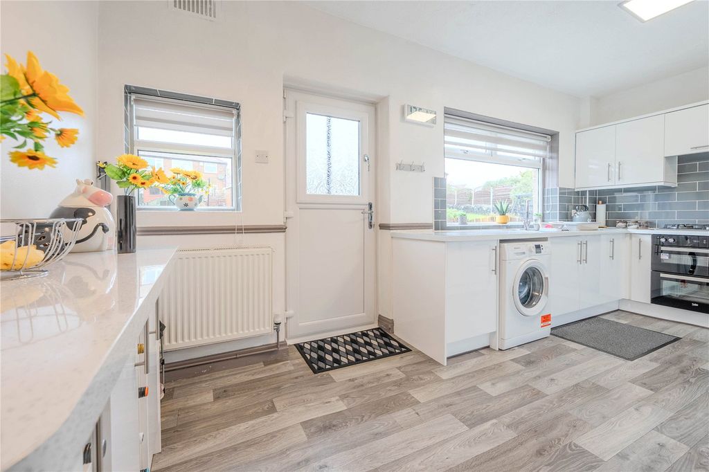 Property photo 3 of 12 Picture No. 03