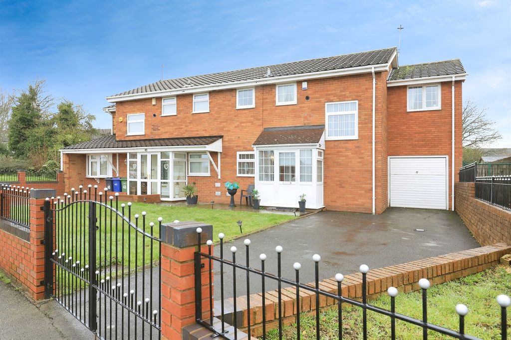 Property photo 1 of 19