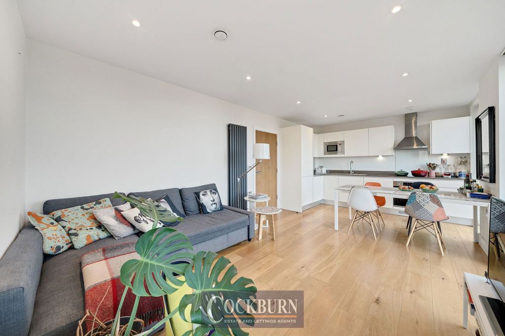 Property photo 2 of 15