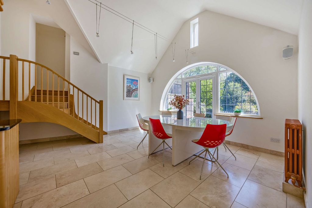 Additional image 7 of 6 bed detached house for saleBurys Bank Road, Greenham, Thatcham, Berkshire RG19