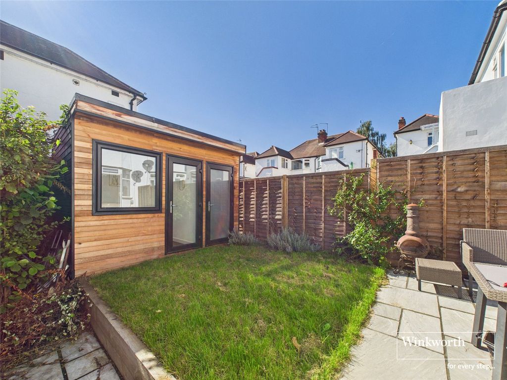 Property photo 1 of 9 Garden