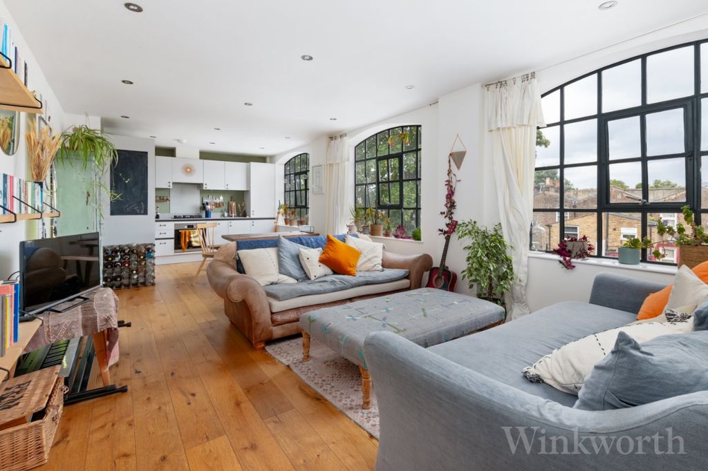 Property photo 1 of 14 Picture No. 02