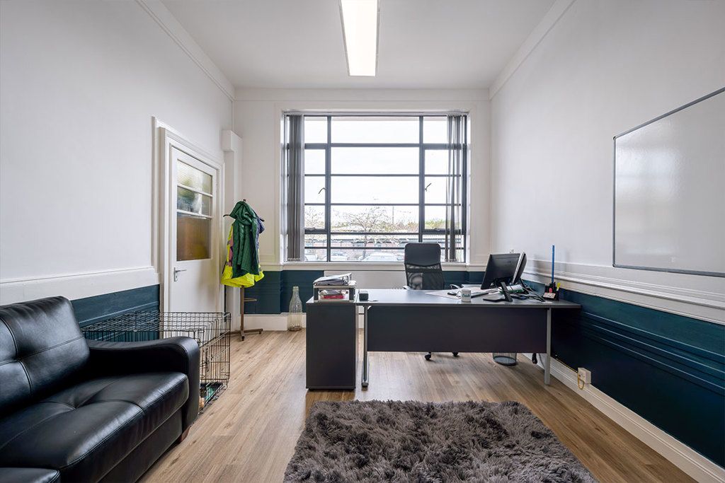 Property photo 2 of 4 Photo 3