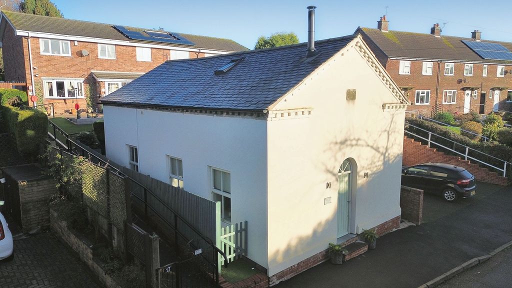 Property photo 1 of 18