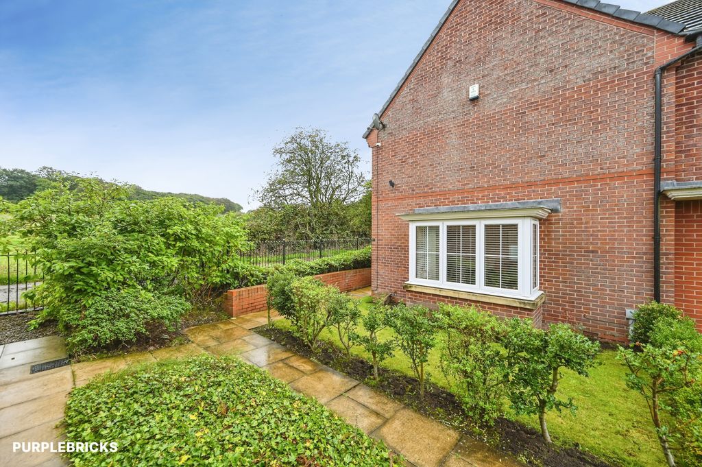 Property photo 2 of 24