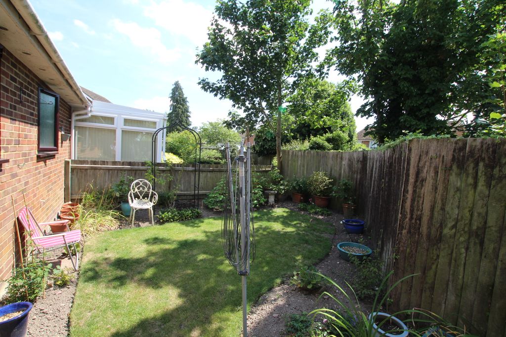 Property photo 2 of 17