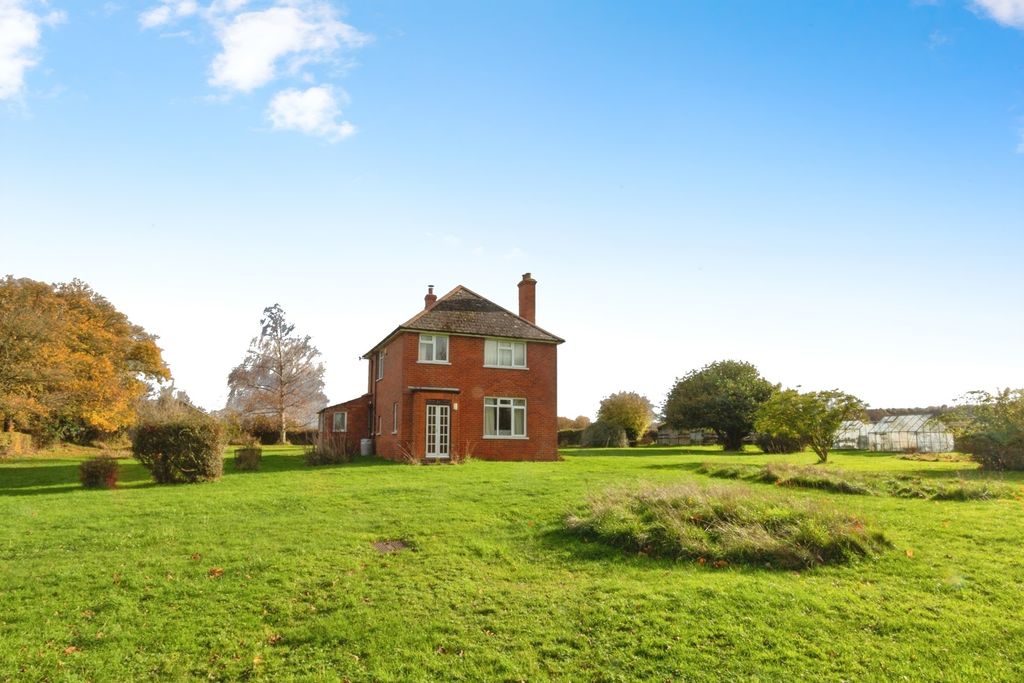 Property photo 1 of 20 Photo