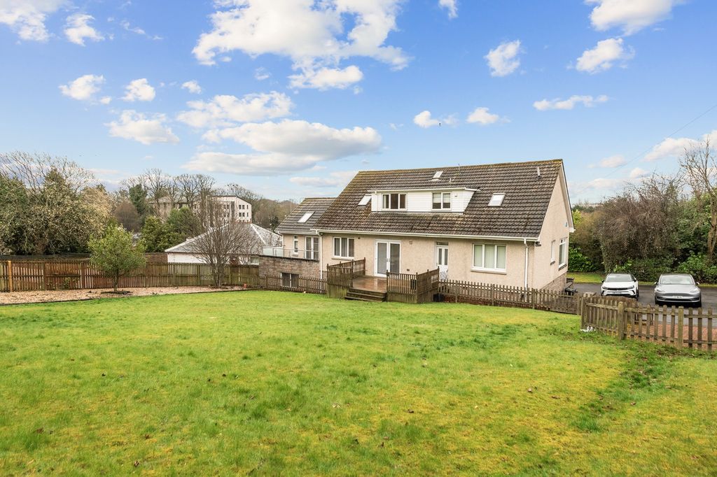 Property photo 2 of 51 3990894