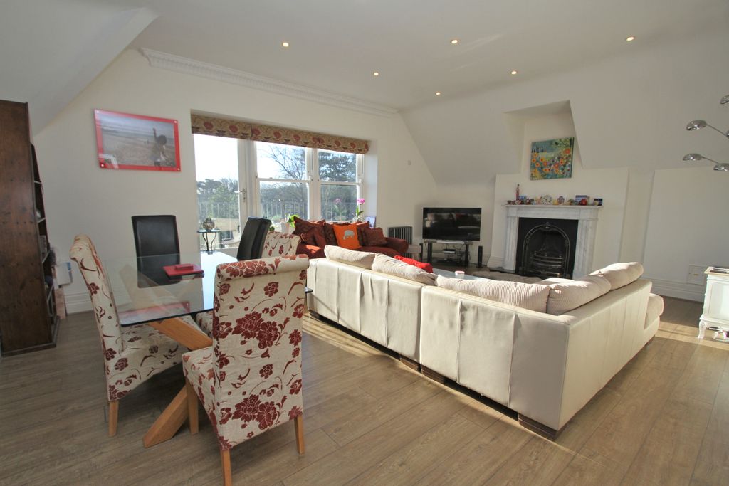 Additional image 9 of 5 bed flat for saleGaudick Road, Eastbourne BN20
