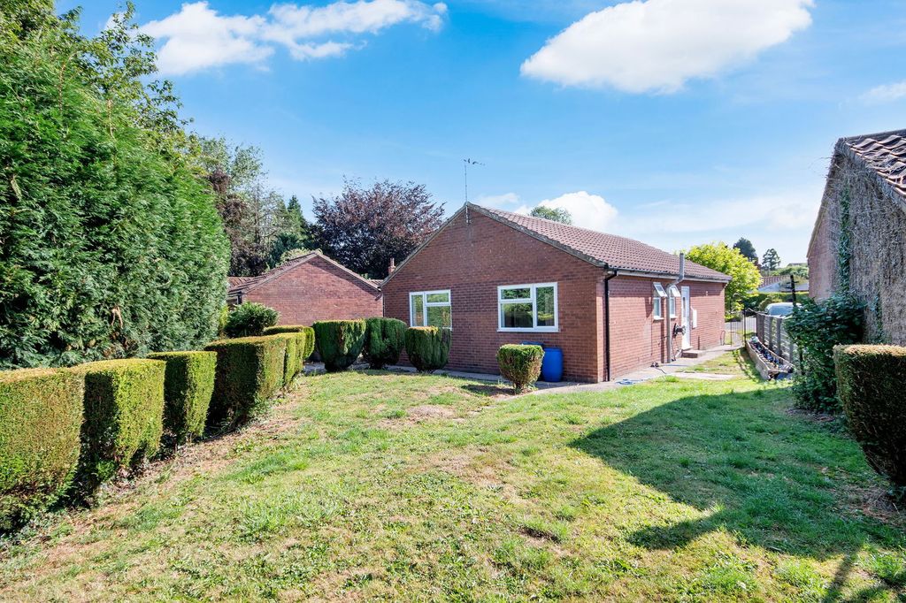 Property photo 3 of 12