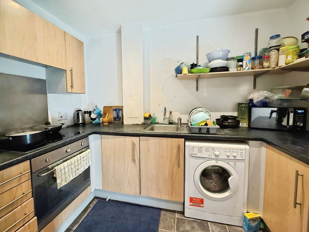 Property photo 3 of 10 Picture No. 02