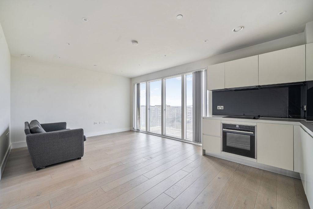 Property photo 1 of 15 Picture No. 18