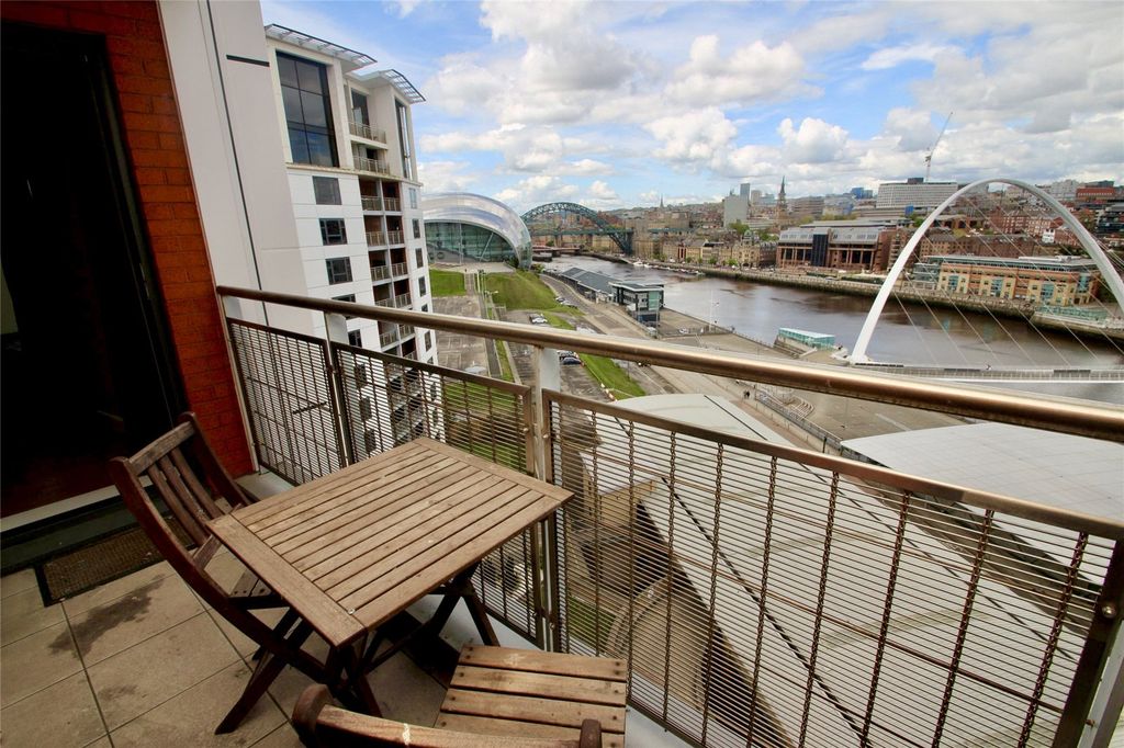 Property photo 2 of 10 Picture No. 06